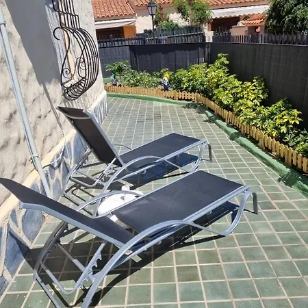 アパート Santa Fe De 2 マスパロマス