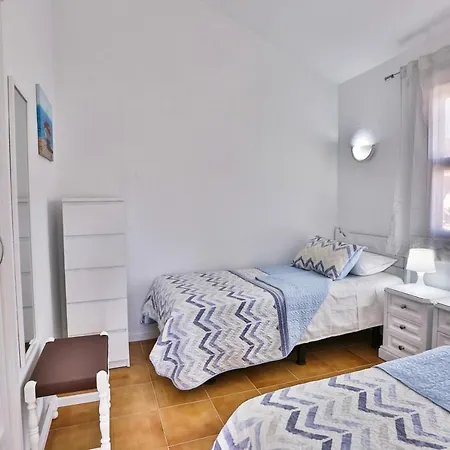 Santa Fe De 2 アパート *